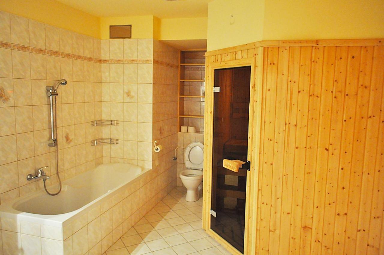 Ph Apartments Harrachov - Ryzoviste Exterior photo
